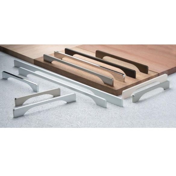 Uchwyt meblowy FROTTO 160mm BIAŁY-2106