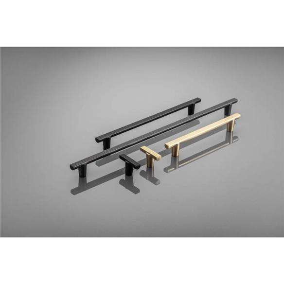 Uchwyt meblowy GTV Ray CZARNY MAT 192mm-16904